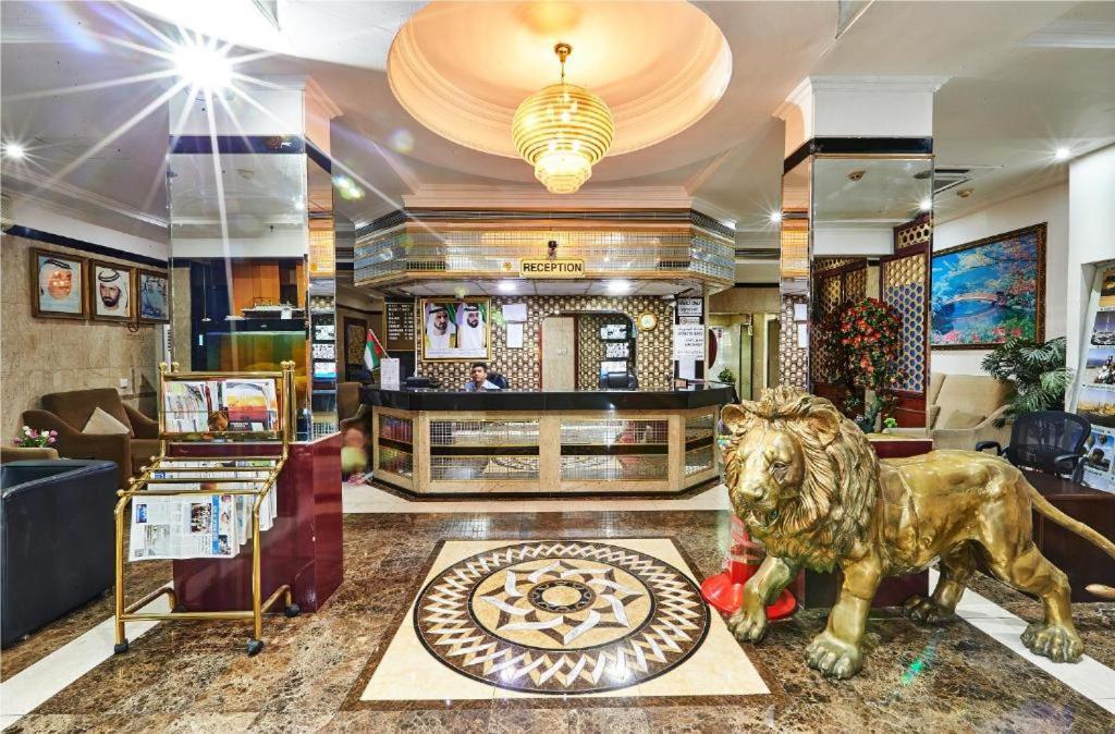 West Hotel Dubai Bagian luar foto