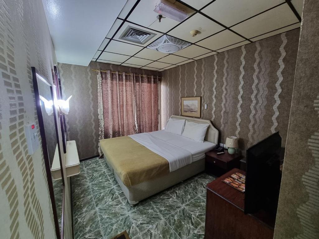 West Hotel Dubai Bagian luar foto