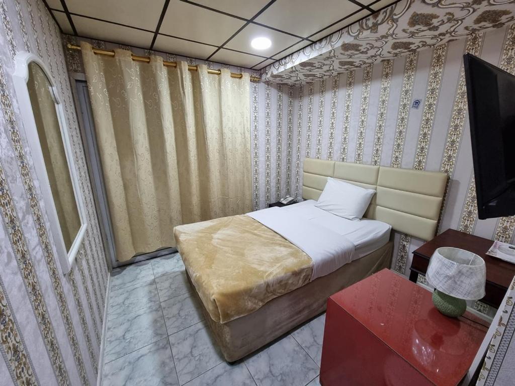 West Hotel Dubai Bagian luar foto