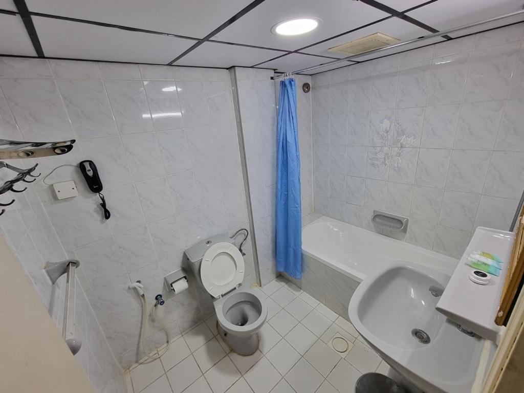 West Hotel Dubai Bagian luar foto